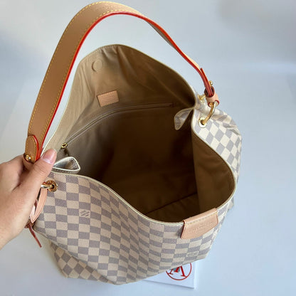 BAG Louis Vuitton Beige Traditional