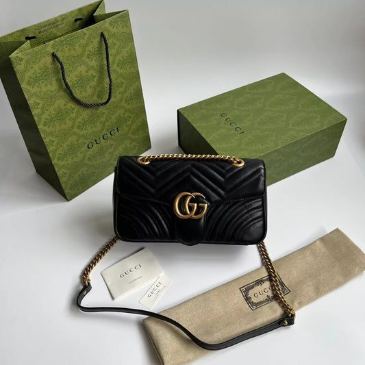 Bag Gucci Marmont Matelassê Black