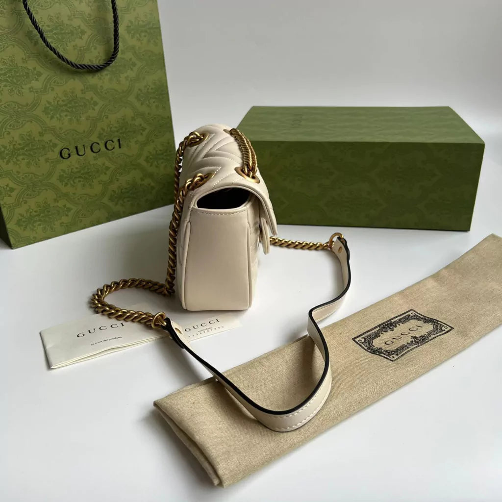 Bag Gucci Marmont Matelassê Beige
