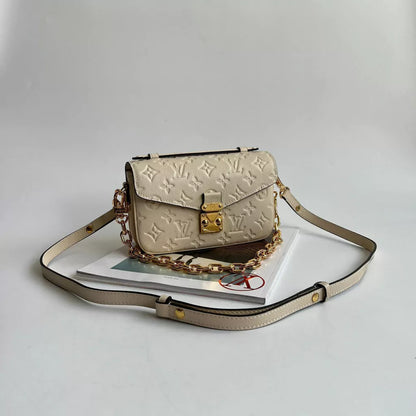BAG Louis Vuitton Beige Mini