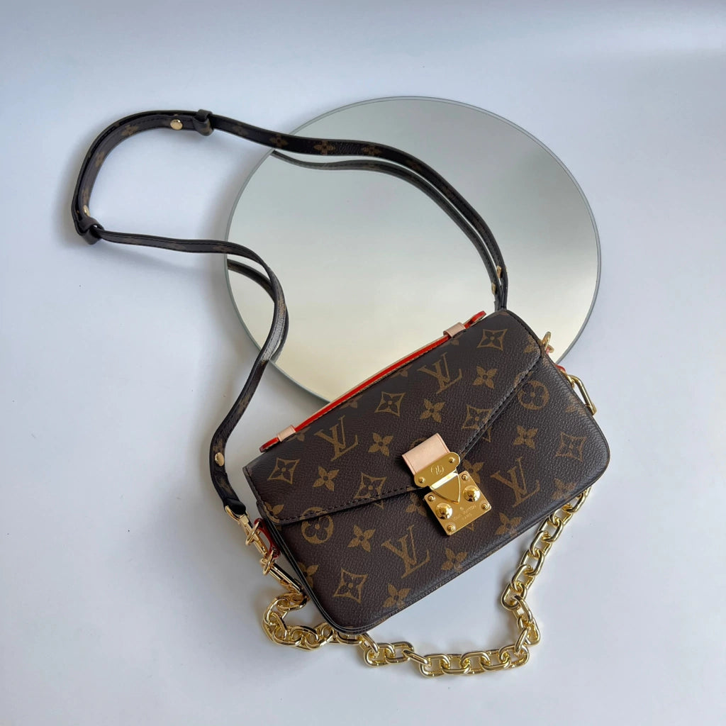 Bag Louis Vuitton METIS MONOGRAM MINI Brown