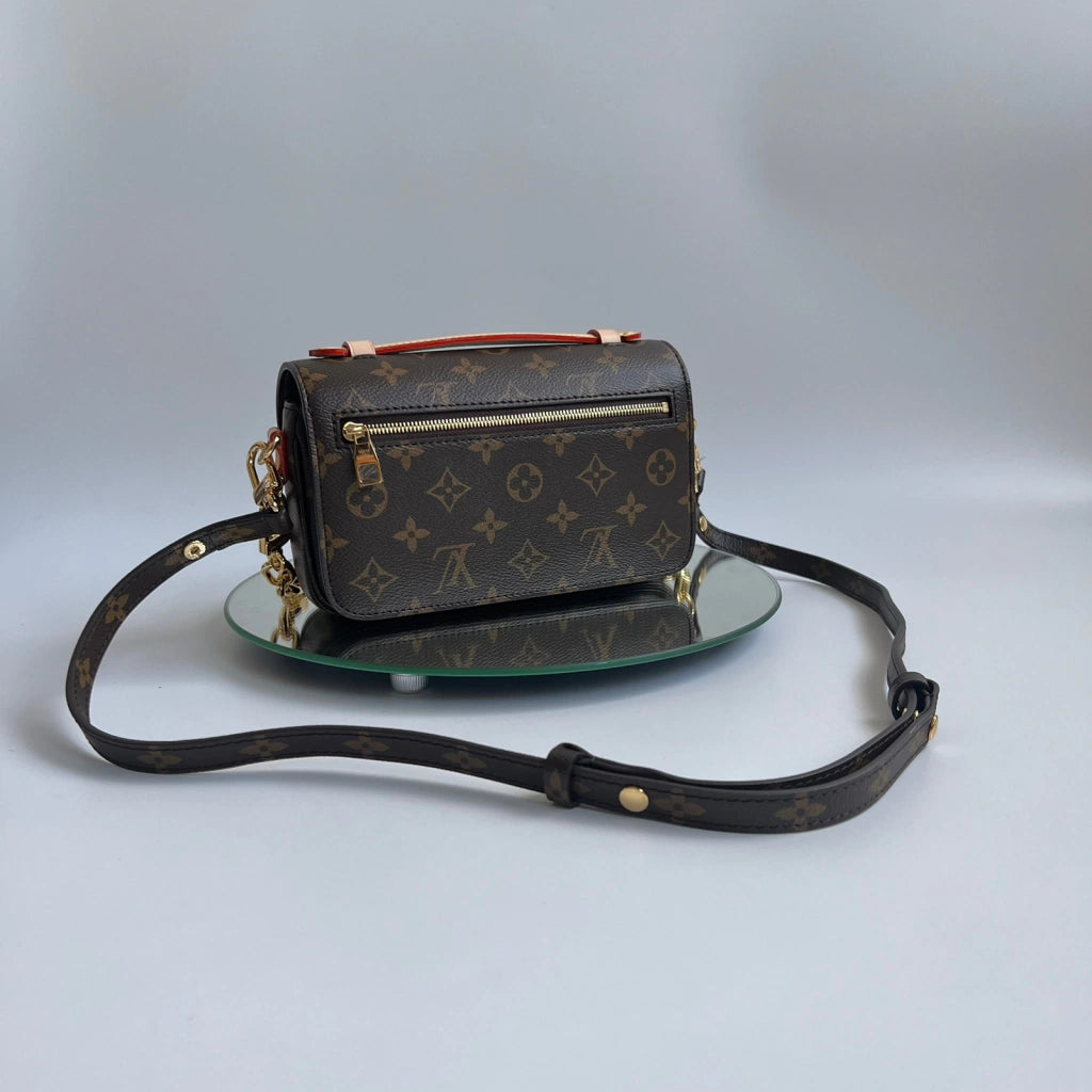 Bag Louis Vuitton METIS MONOGRAM MINI Brown